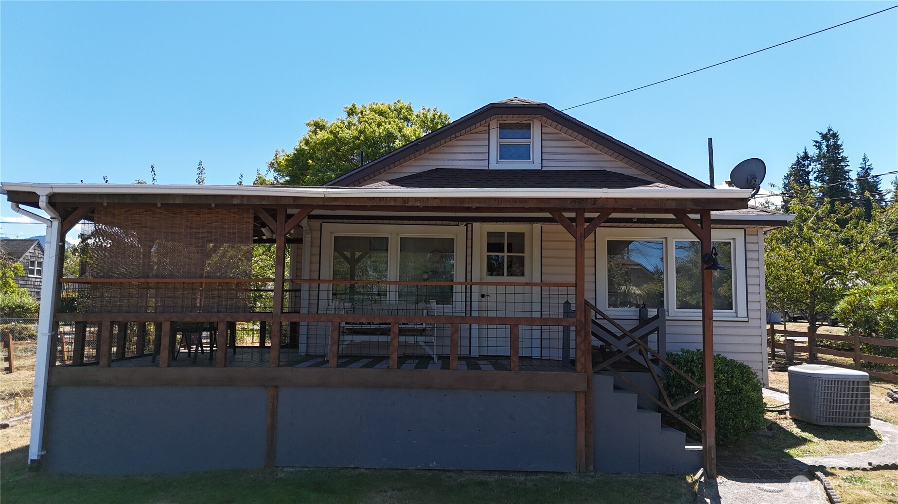 215 W Motor Avenue Property Photo 28