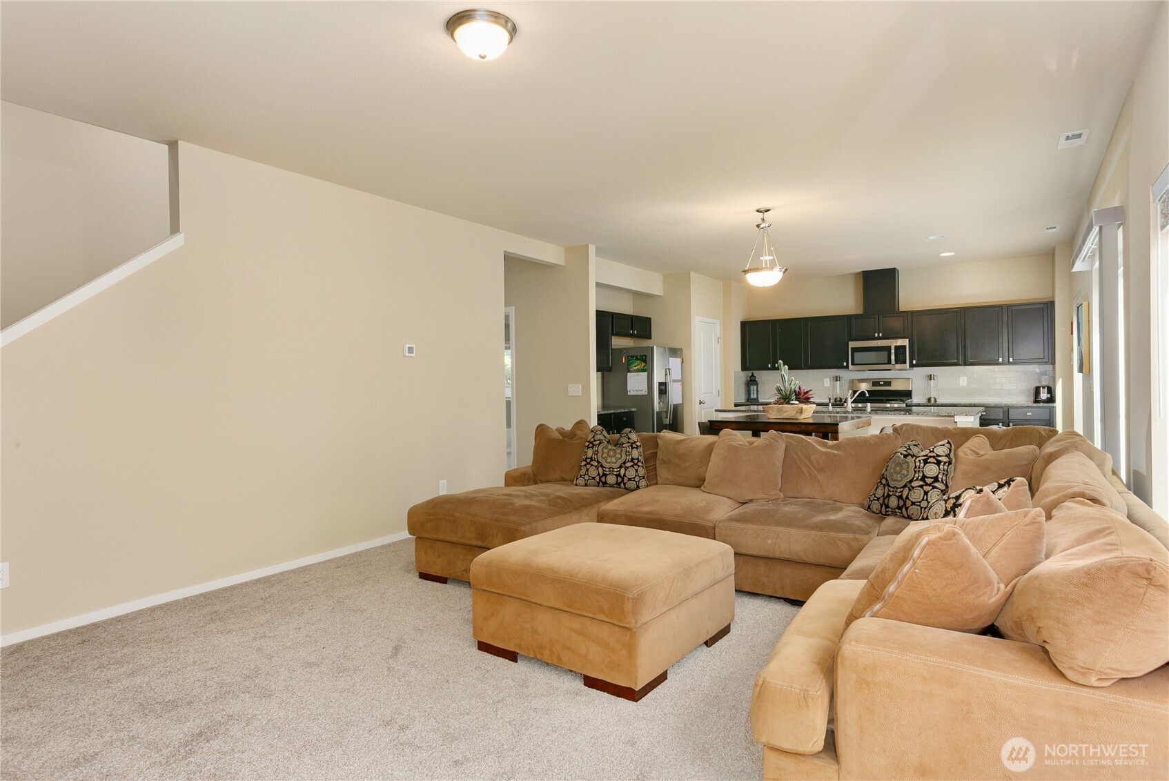 1418 E 68th Street Ct Property Photo 9