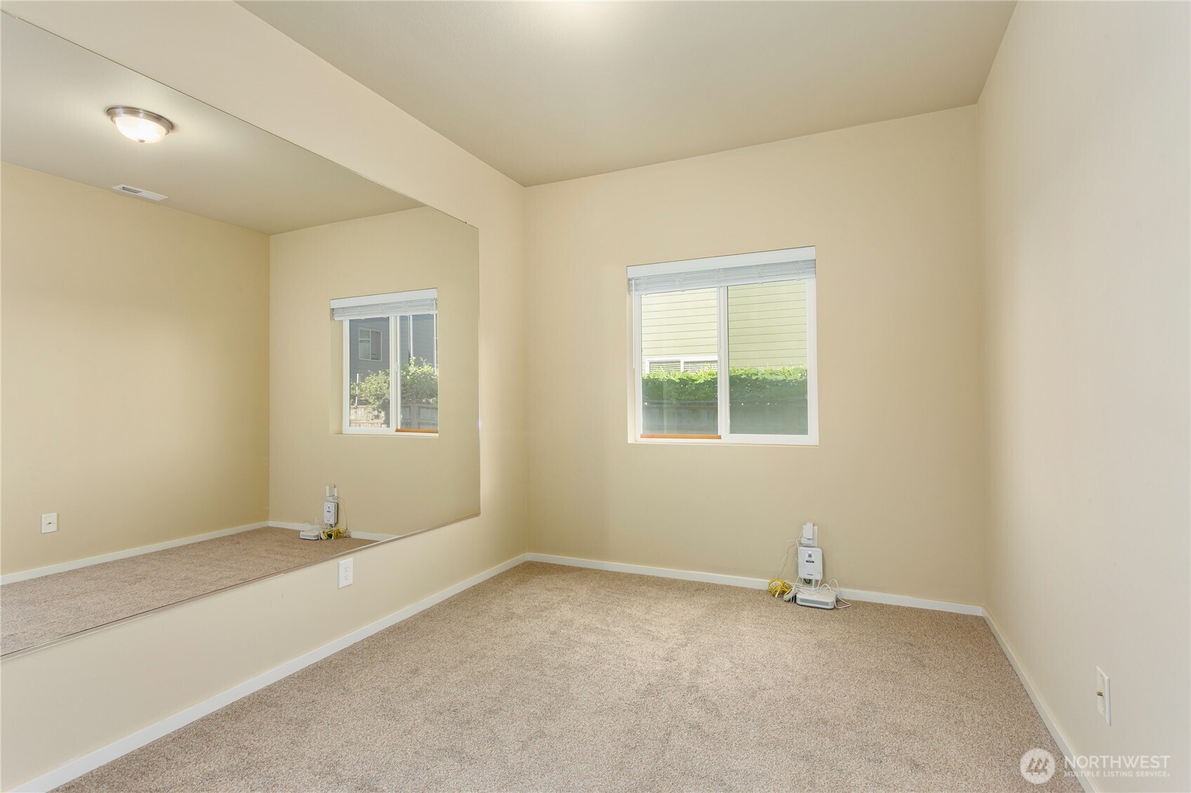 1418 E 68th Street Ct Property Photo 17