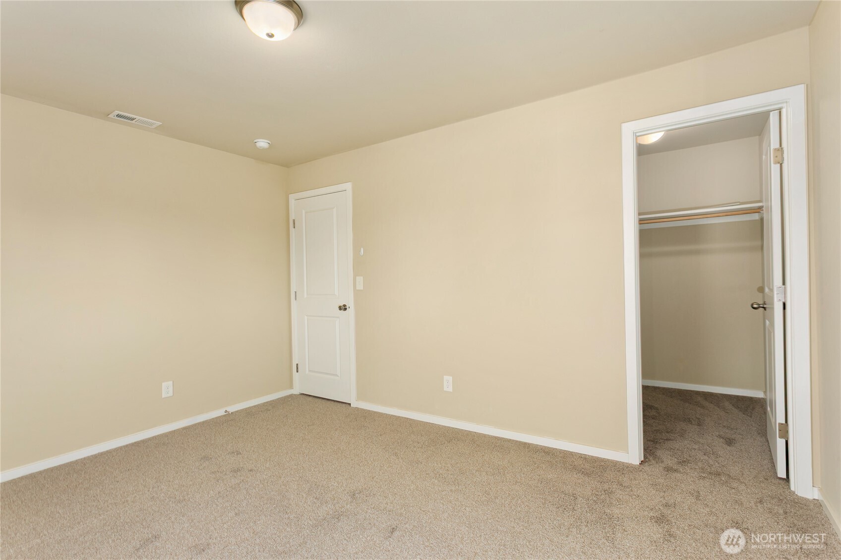 1418 E 68th Street Ct Property Photo 26