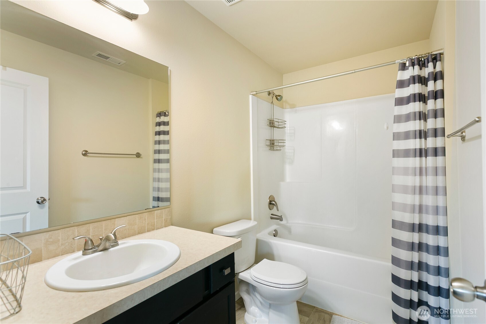 1418 E 68th Street Ct Property Photo 29