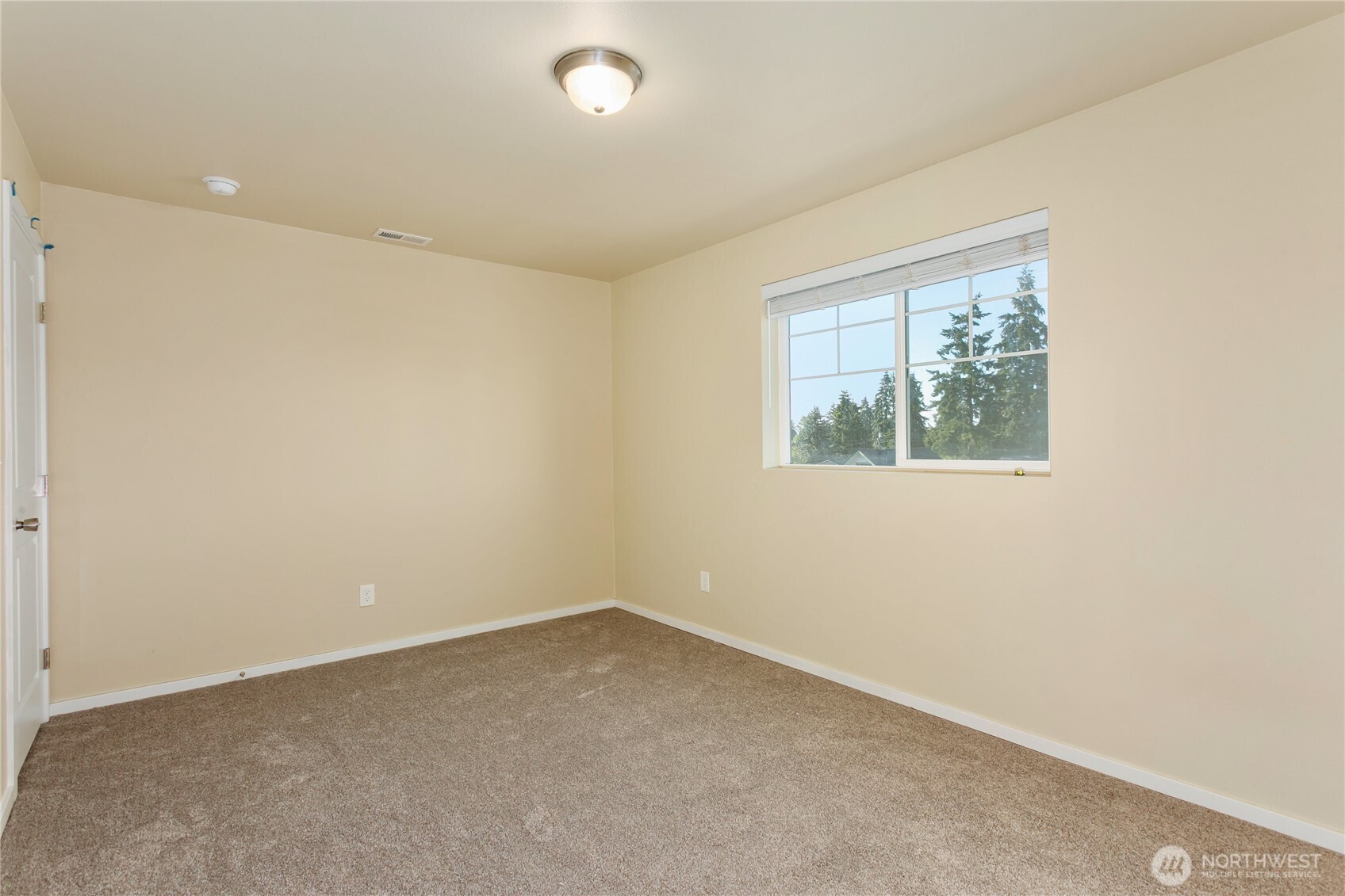 1418 E 68th Street Ct Property Photo 32