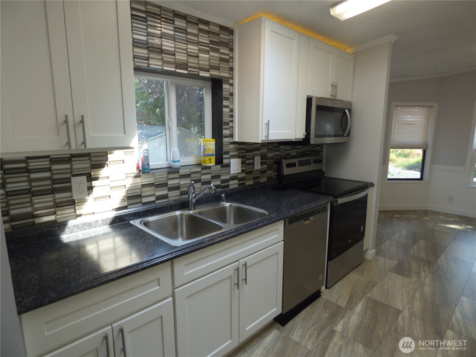 111 99th Street 8 Property Photo 8
