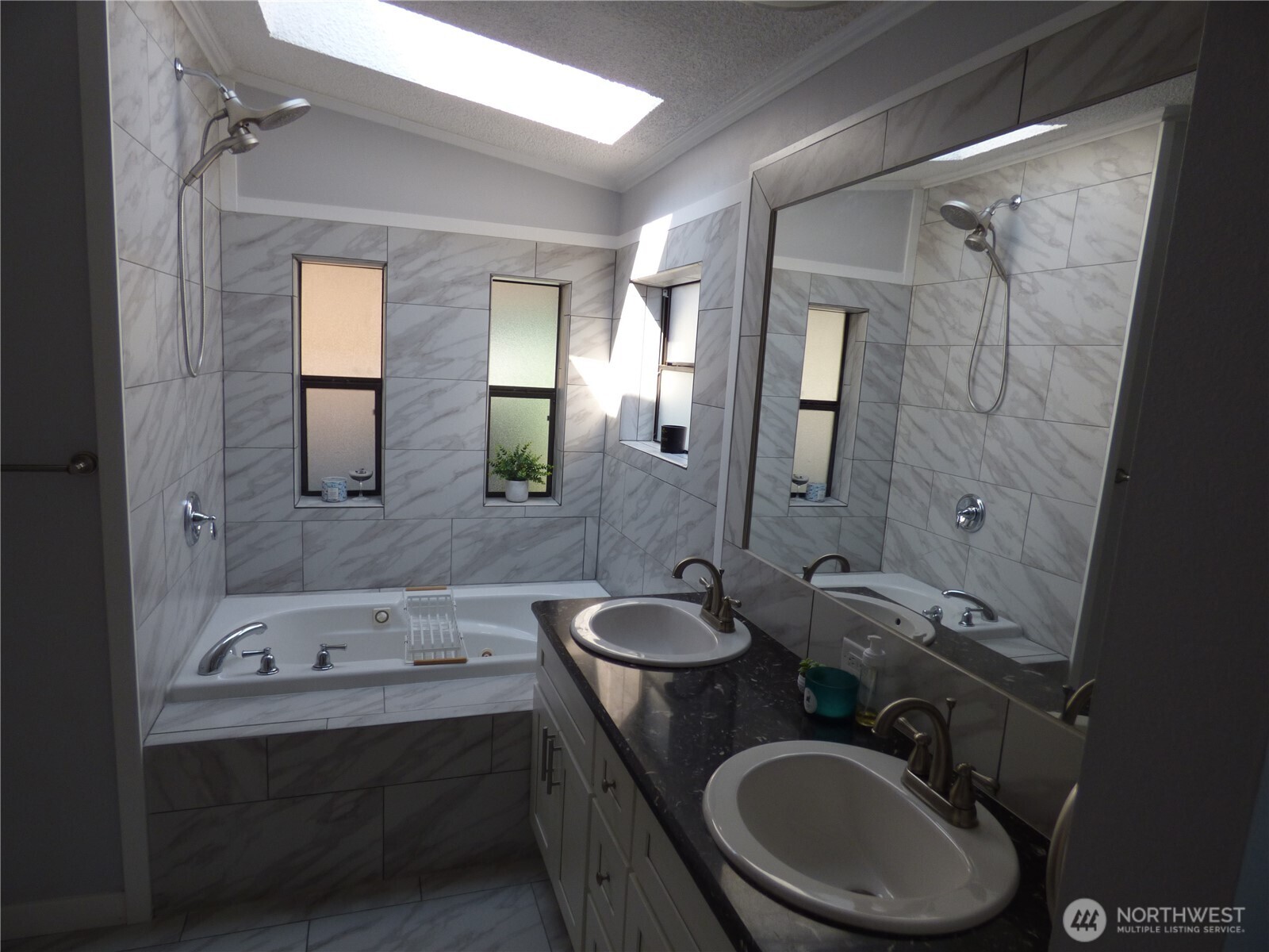 111 99th Street 8 Property Photo 16