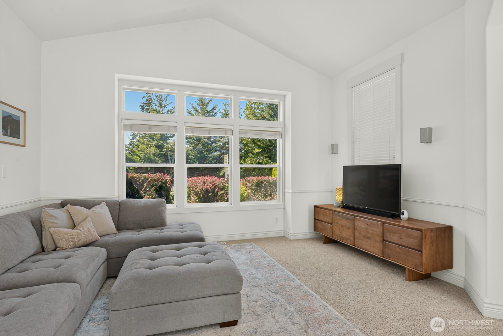 2311 Oregon Avenue Property Photo 5