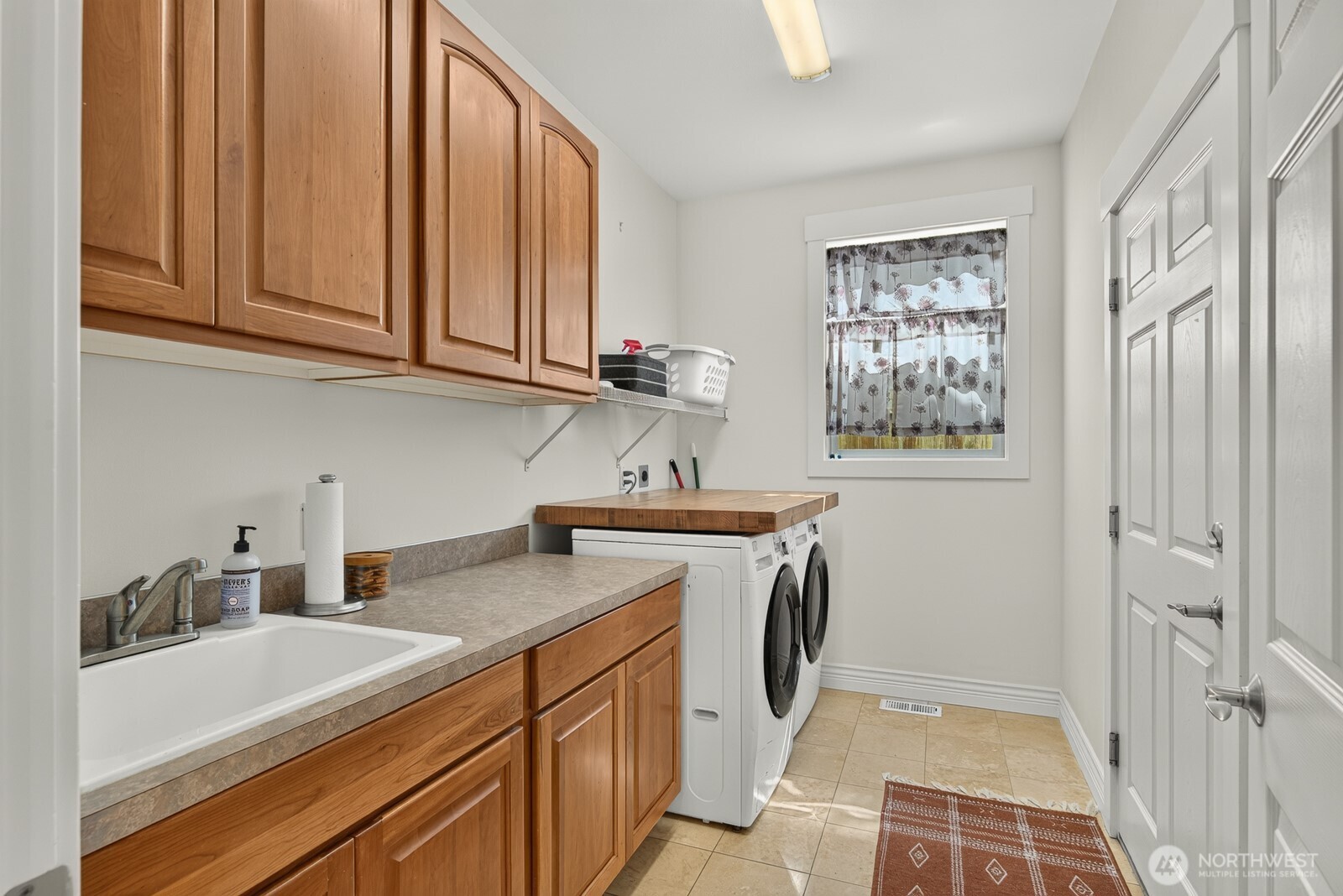 2311 Oregon Avenue Property Photo 17