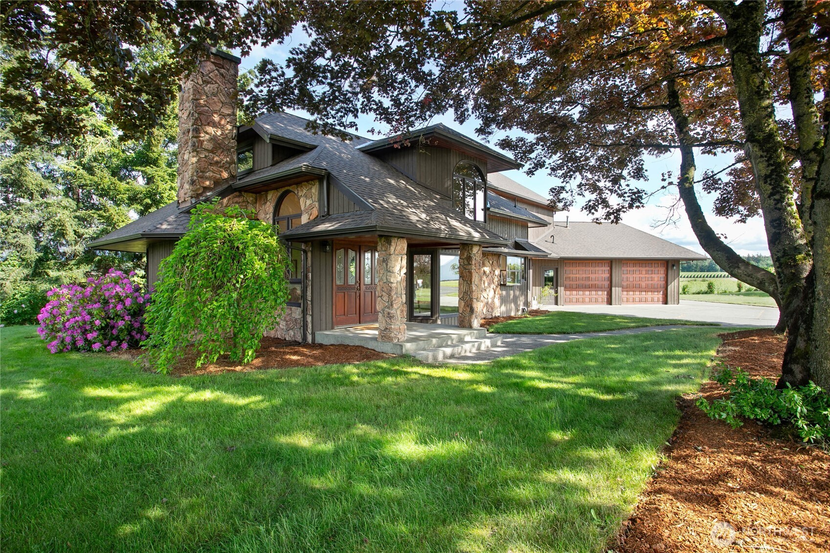 1133 E Pole Road Property Photo 1