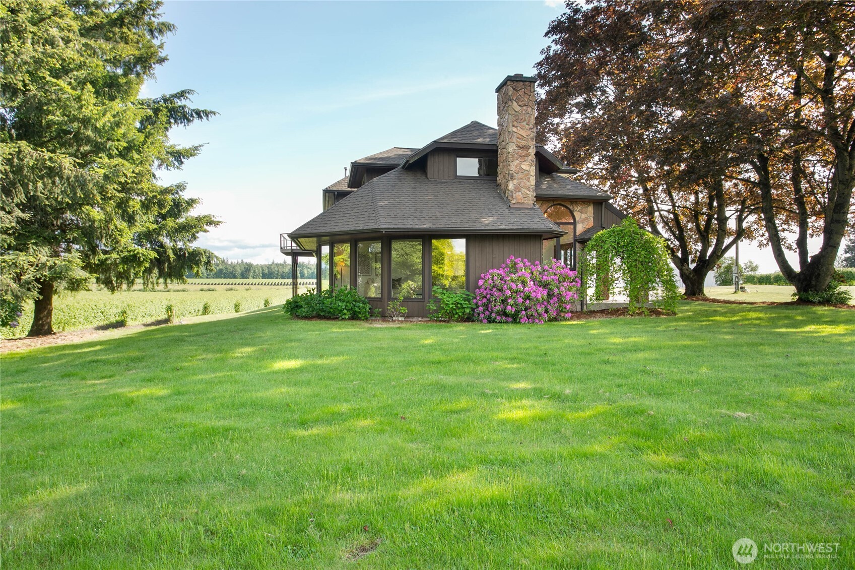 1133 E Pole Road Property Photo 3