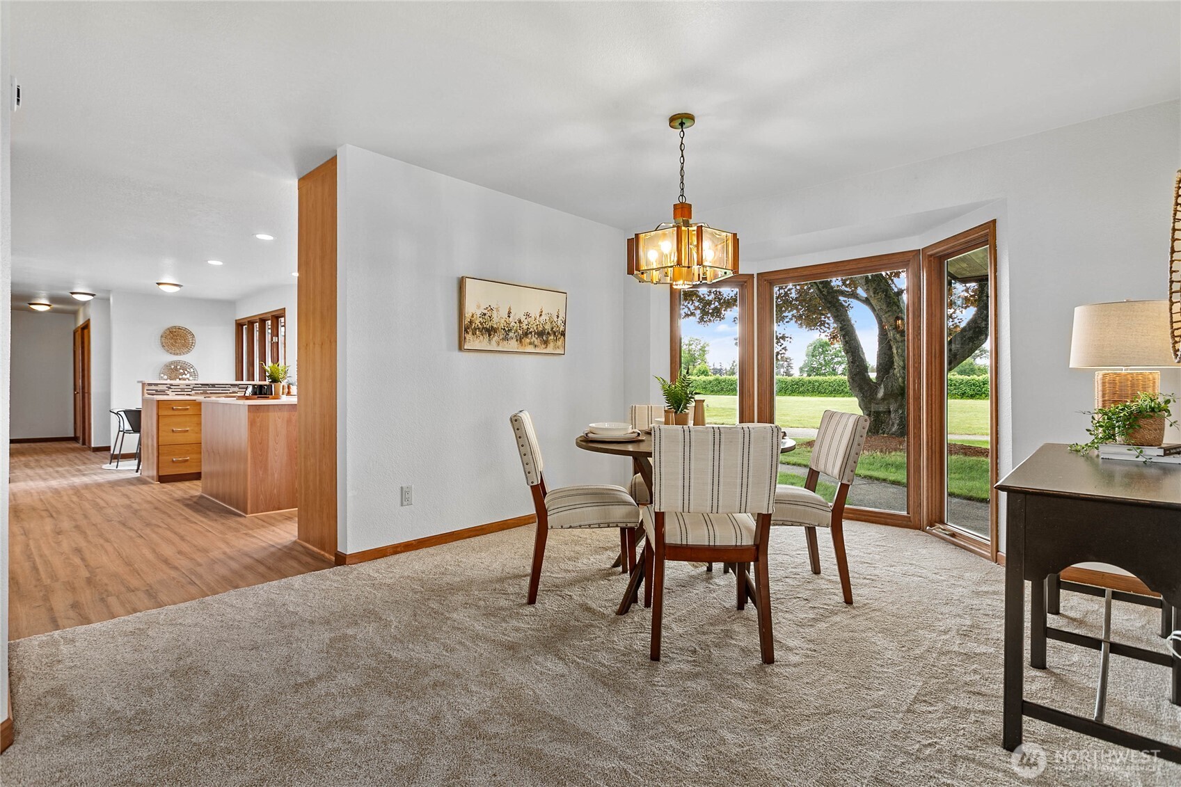1133 E Pole Road Property Photo 7