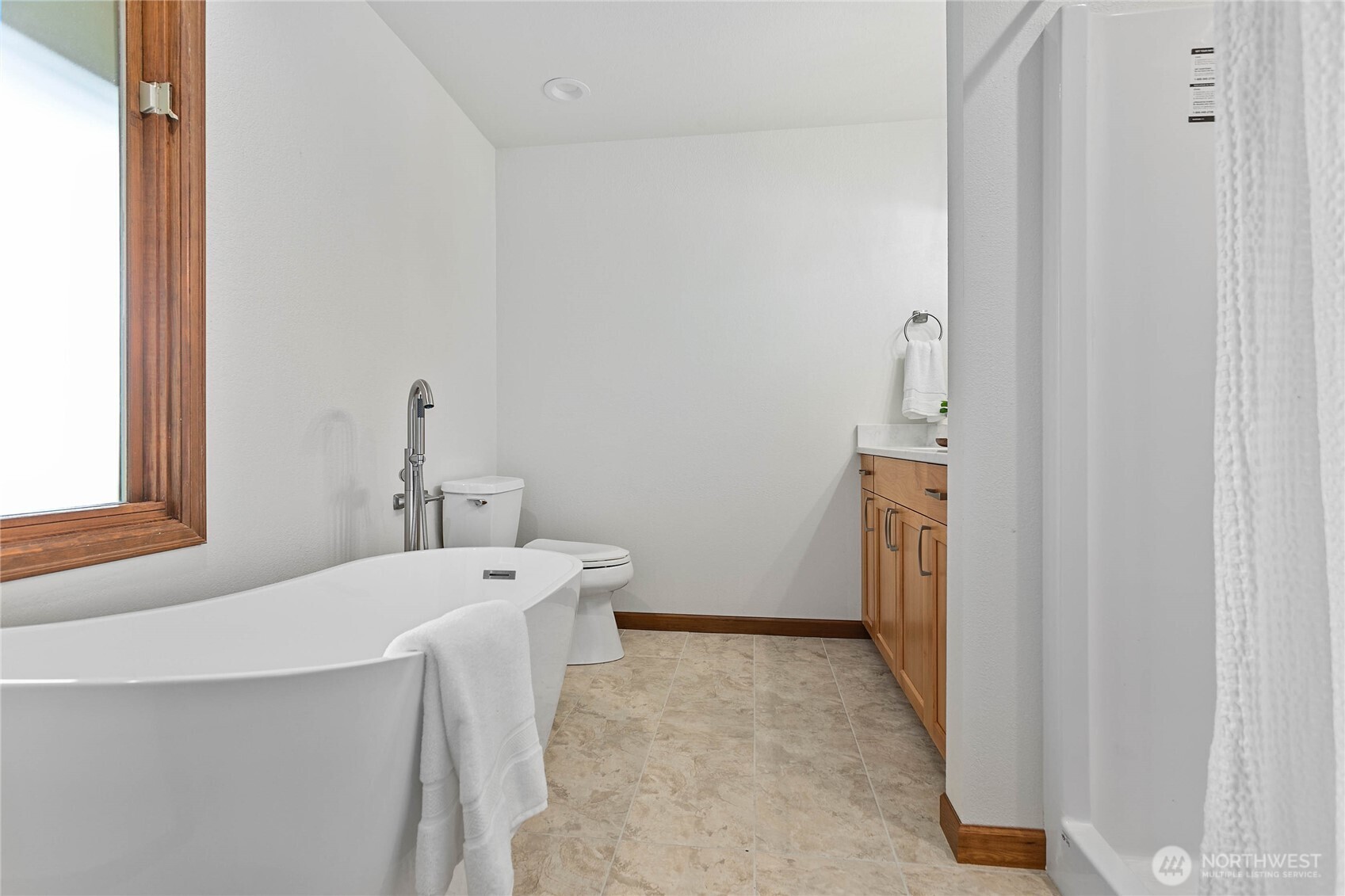 1133 E Pole Road Property Photo 13