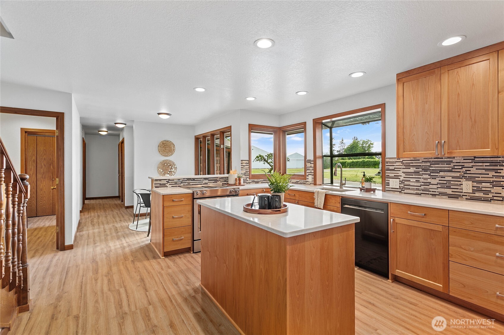 1133 E Pole Road Property Photo 15