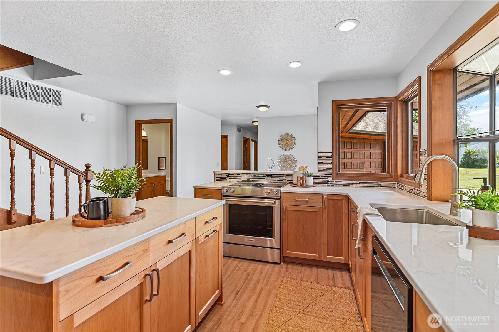 1133 E Pole Road Property Photo 17