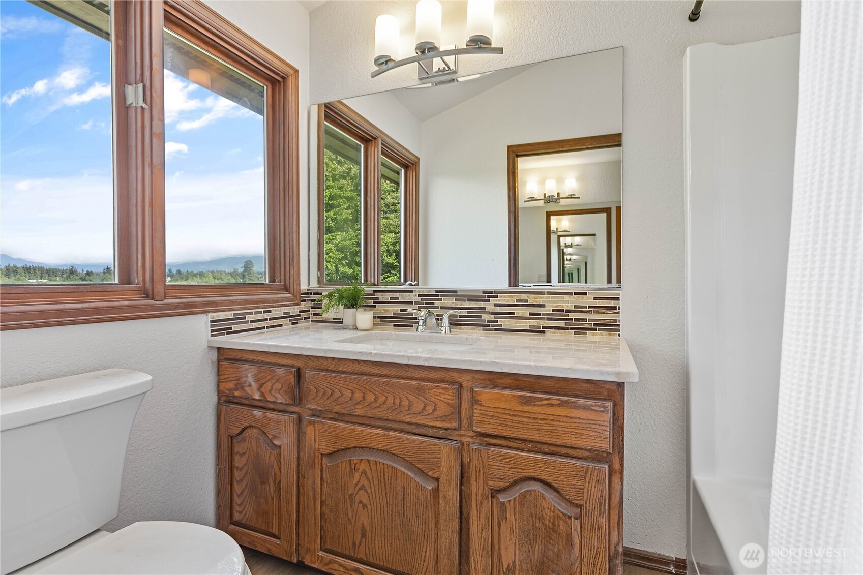 1133 E Pole Road Property Photo 24
