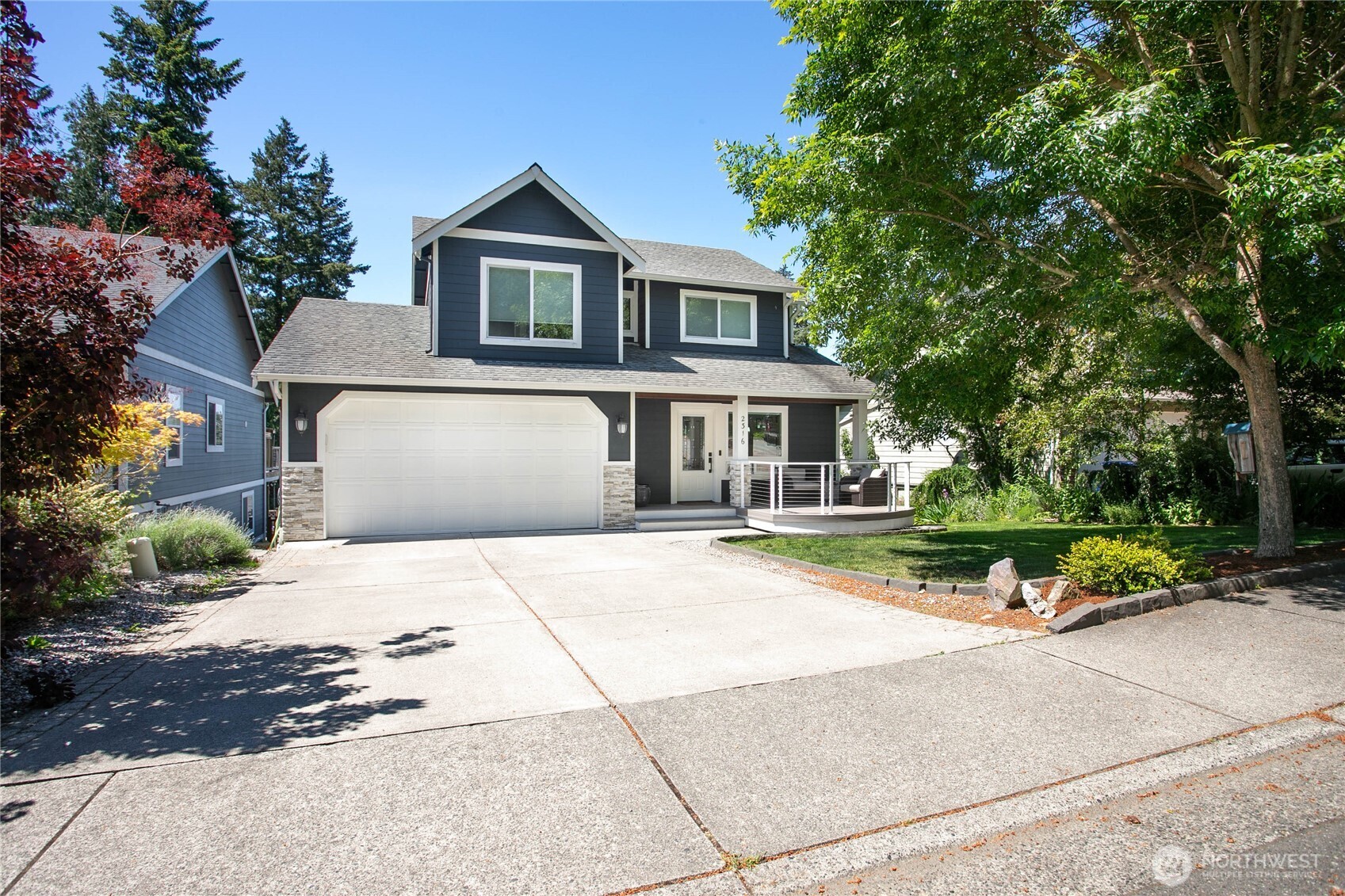 2316 36th Property Photo 3