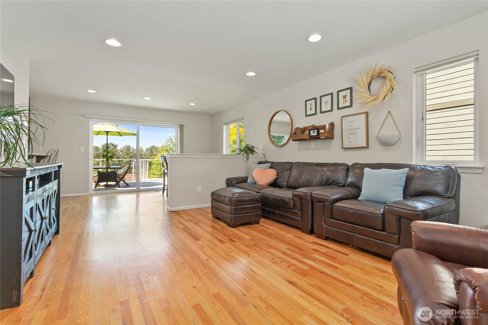 2316 36th Property Photo 6