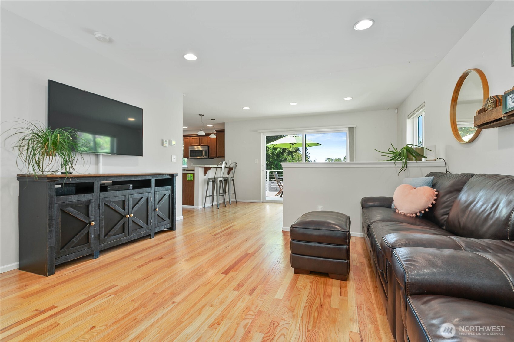 2316 36th Property Photo 8