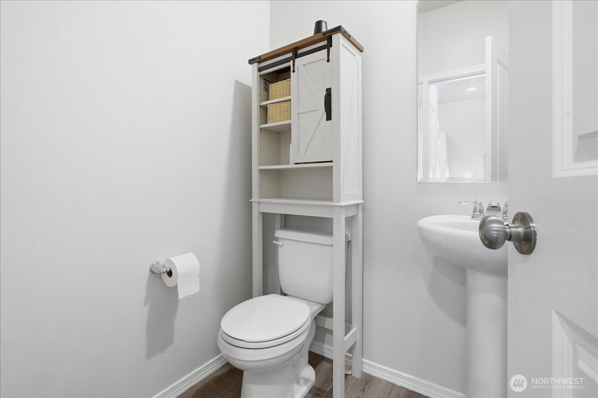 3244 Juno Court B Property Photo 15