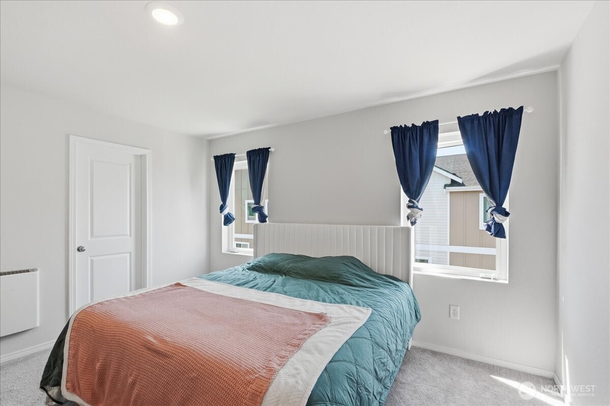 3244 Juno Court B Property Photo 21
