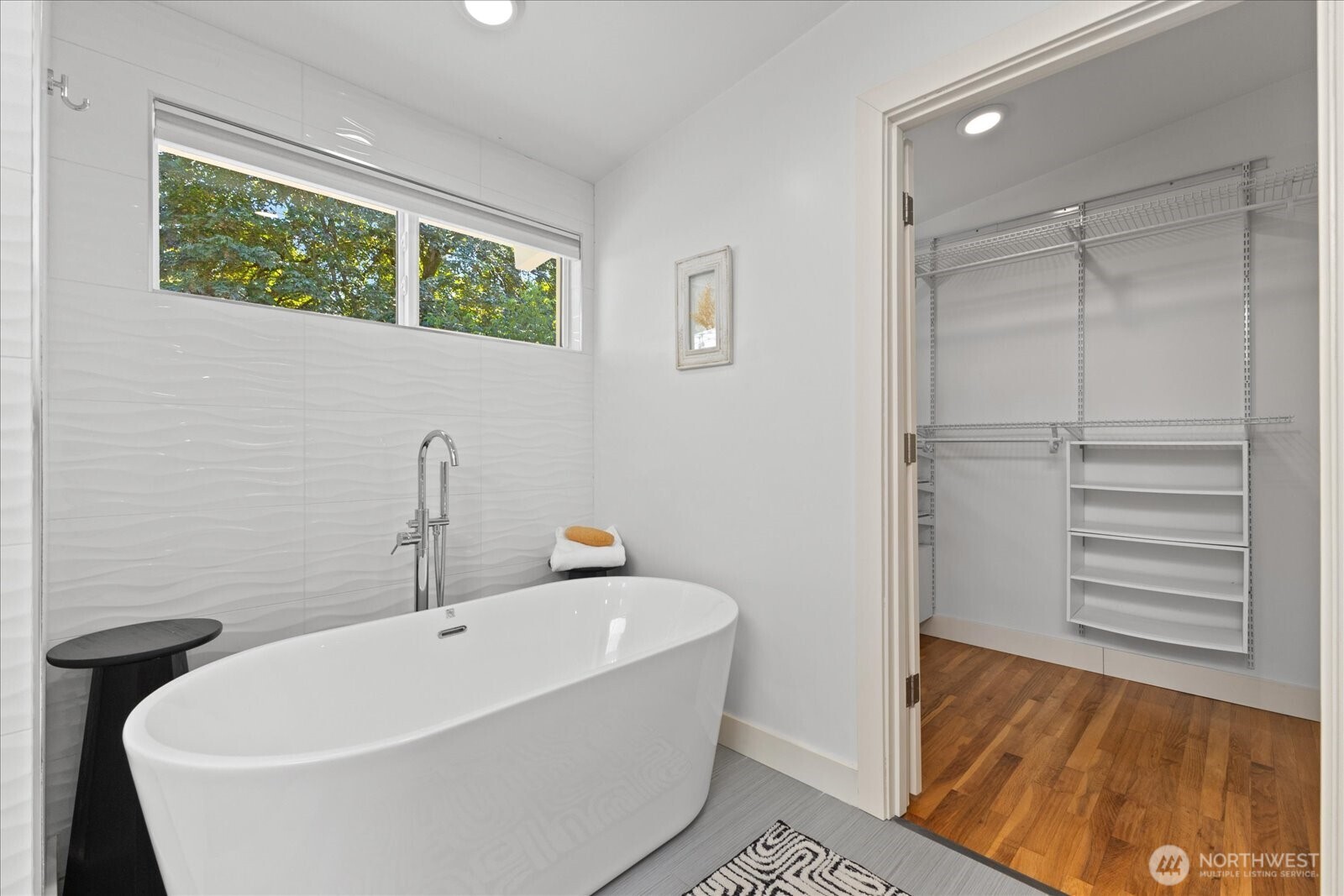 2752 Ne 103rd Street Property Photo 14