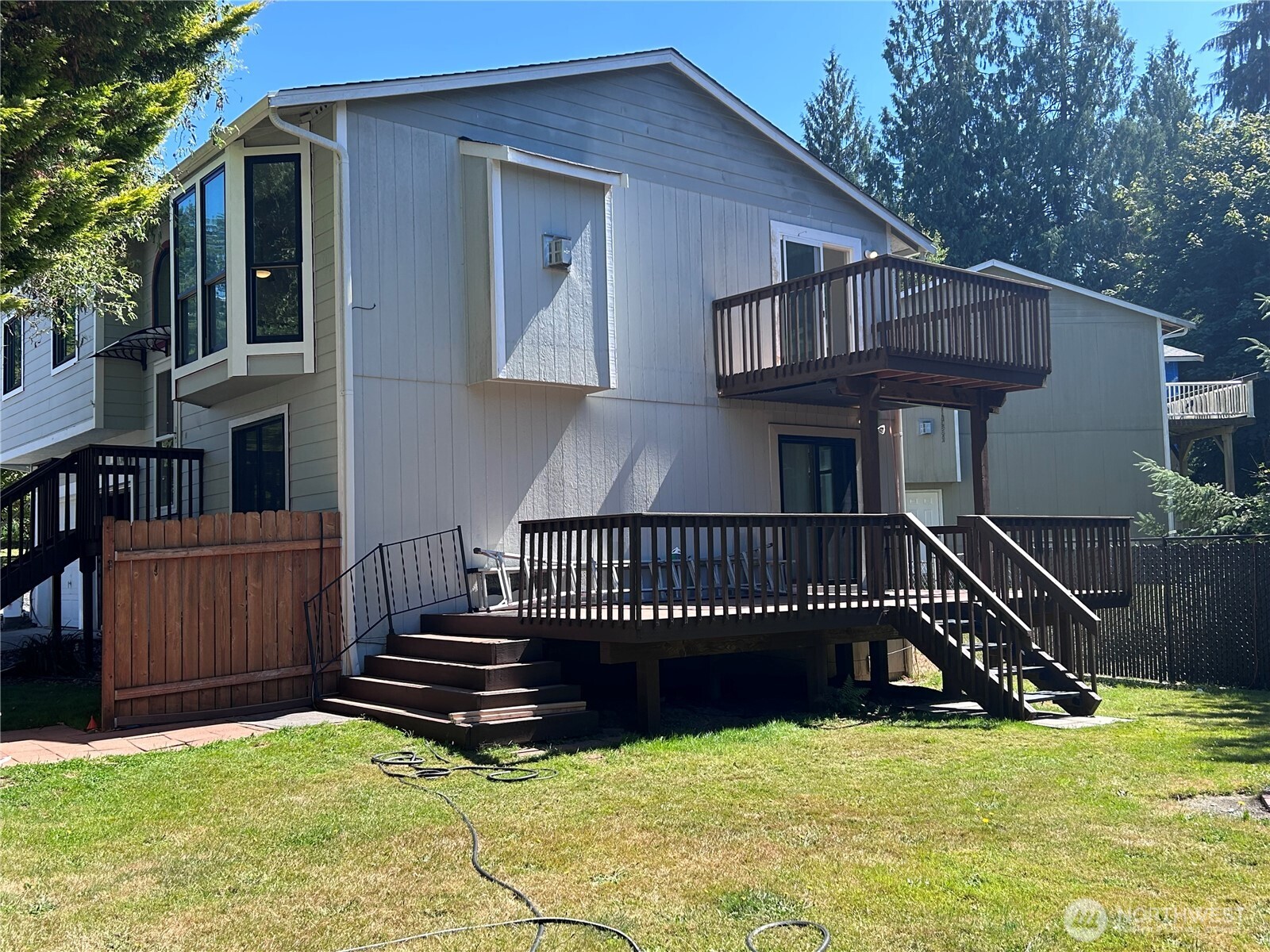 410 Stilley Way Property Photo 3