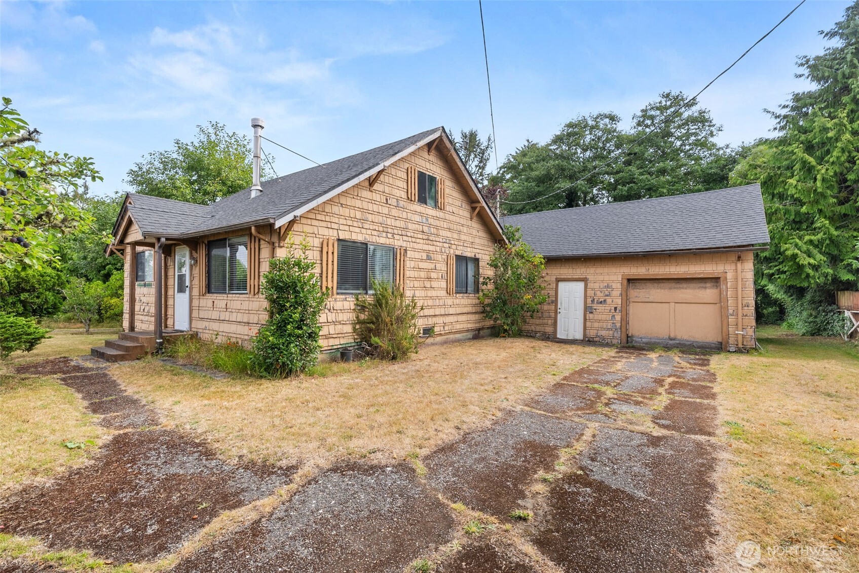 802 S Montesano Street Property Photo 2