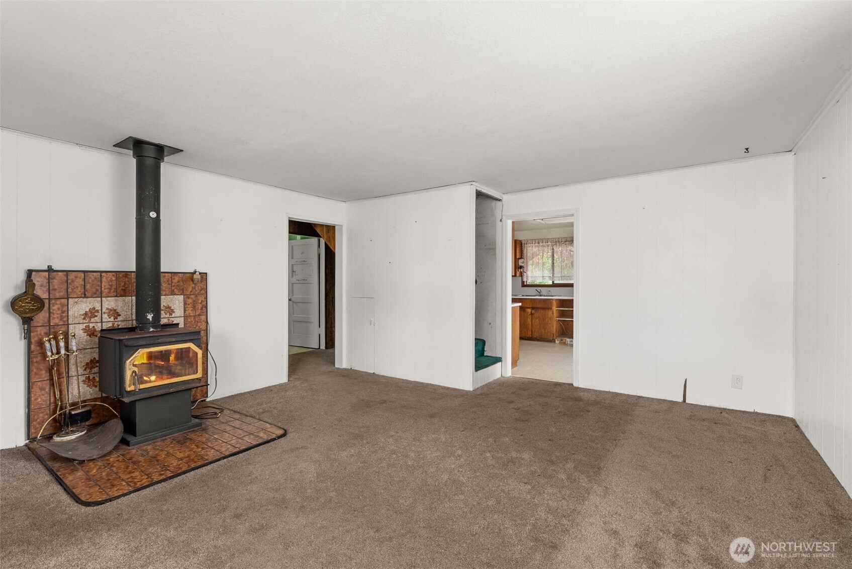 802 S Montesano Street Property Photo 9