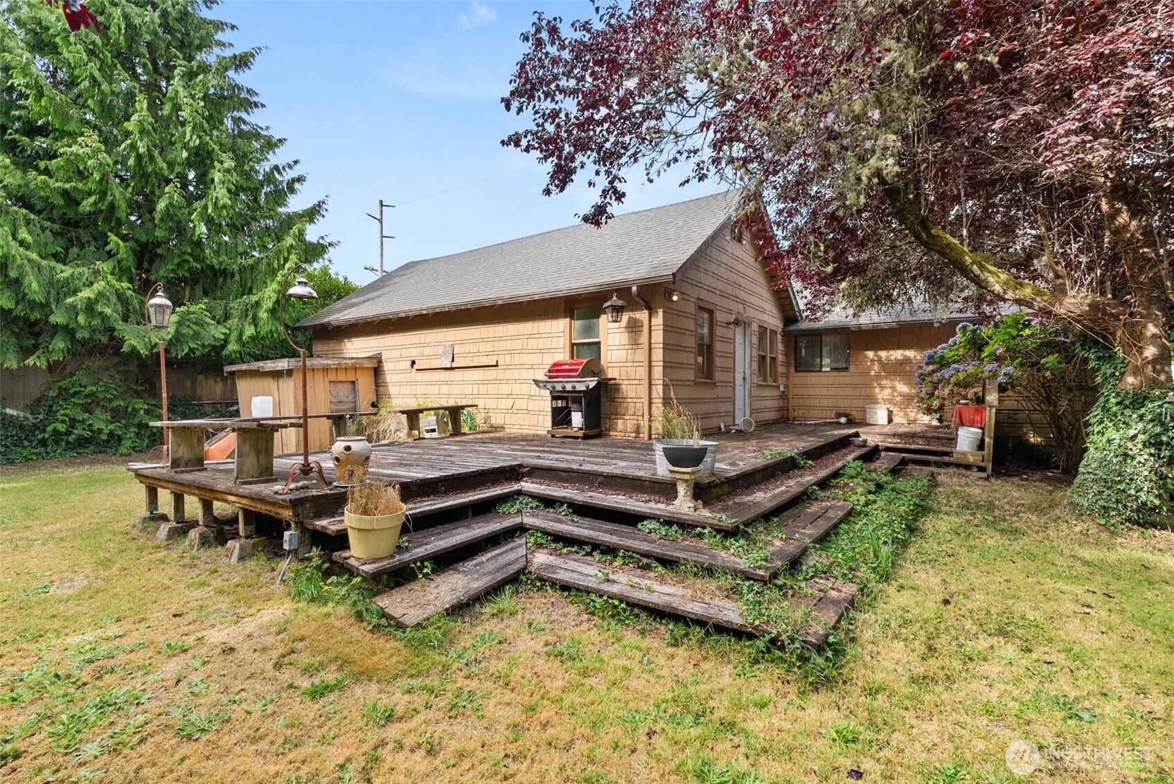 802 S Montesano Street Property Photo 22