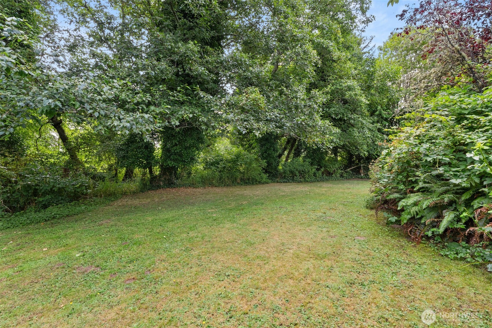 802 S Montesano Street Property Photo 30