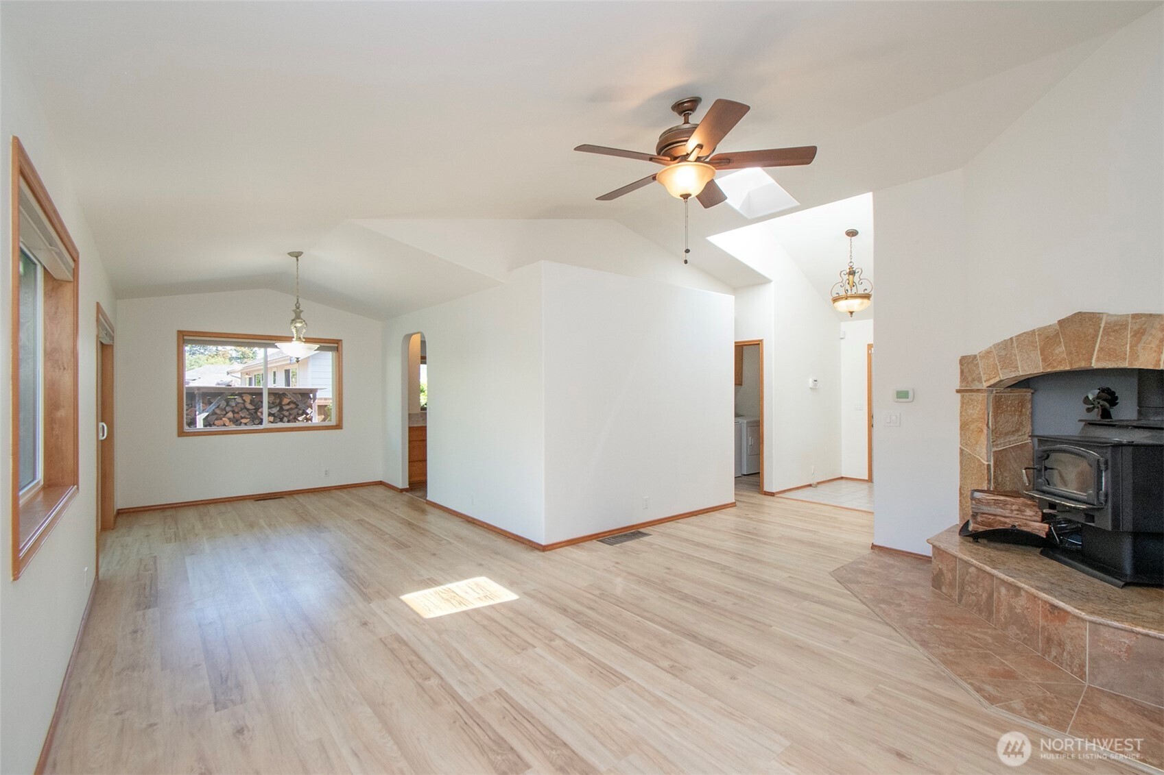 716 S N Street Property Photo 8