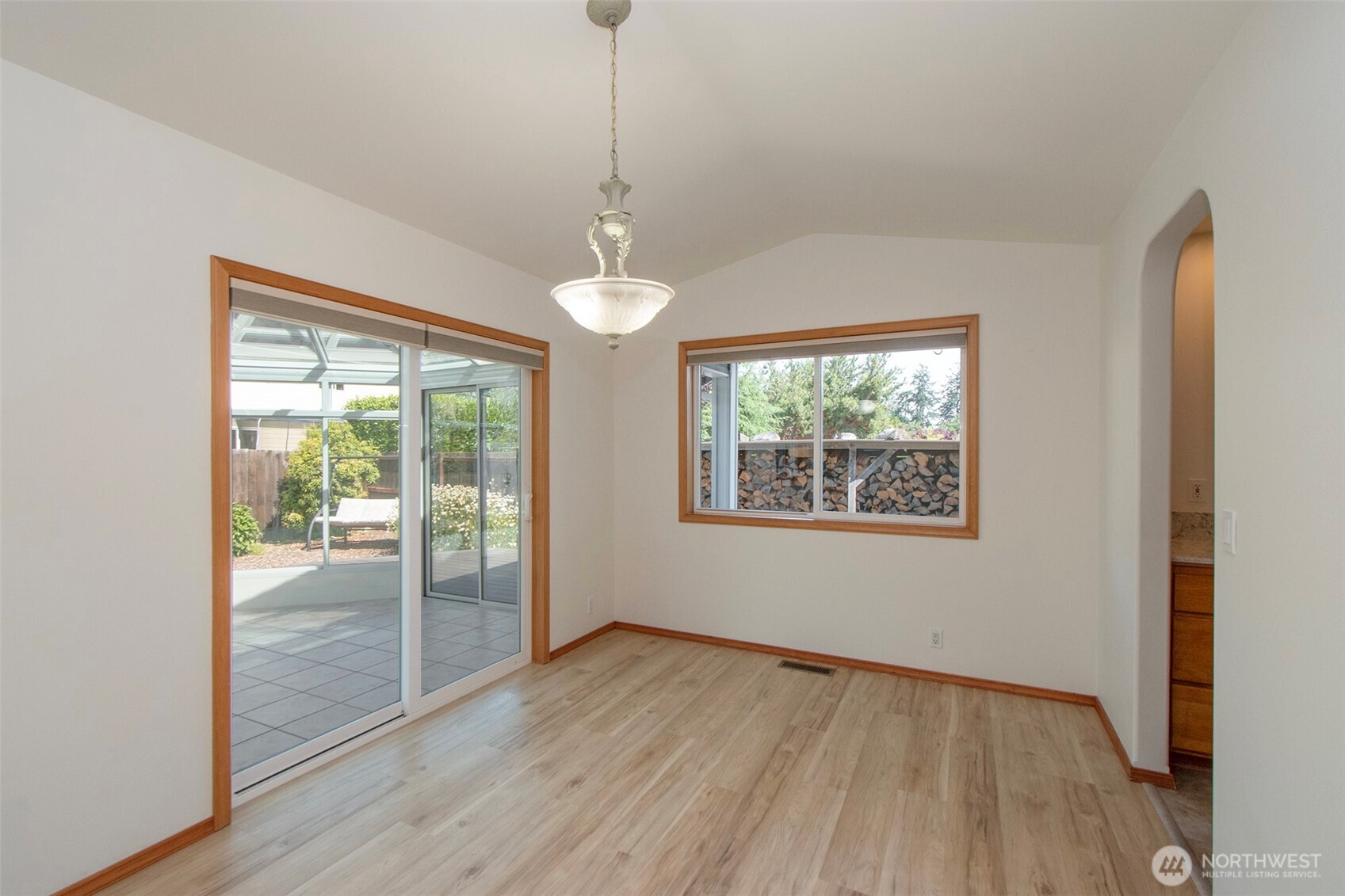 716 S N Street Property Photo 10