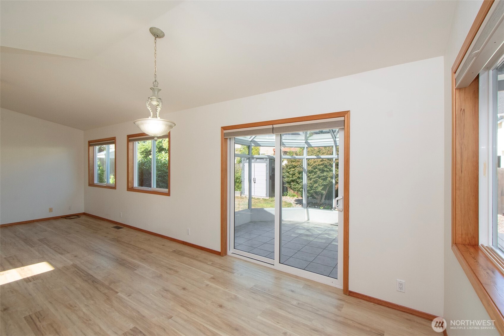 716 S N Street Property Photo 11