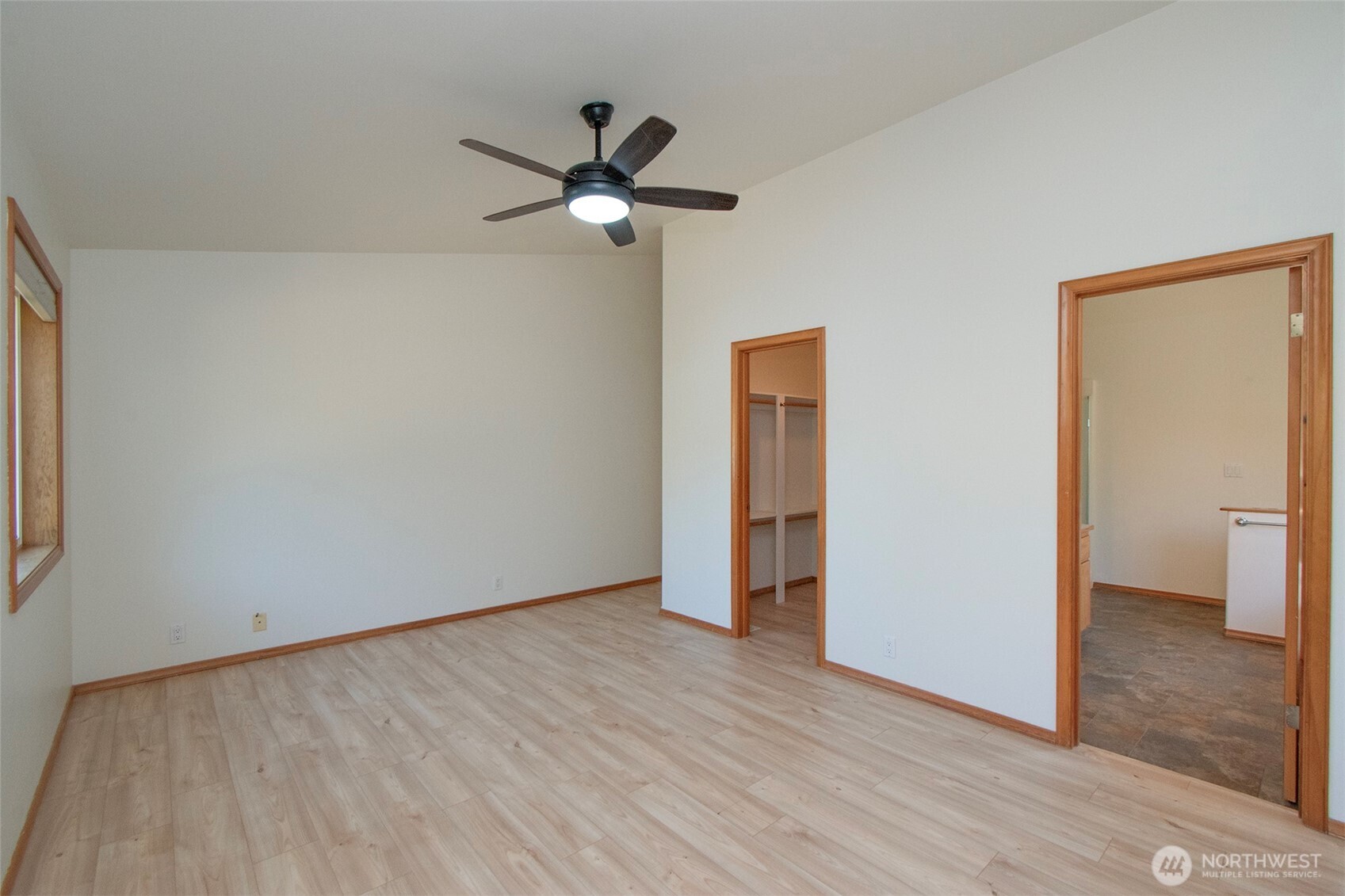 716 S N Street Property Photo 28