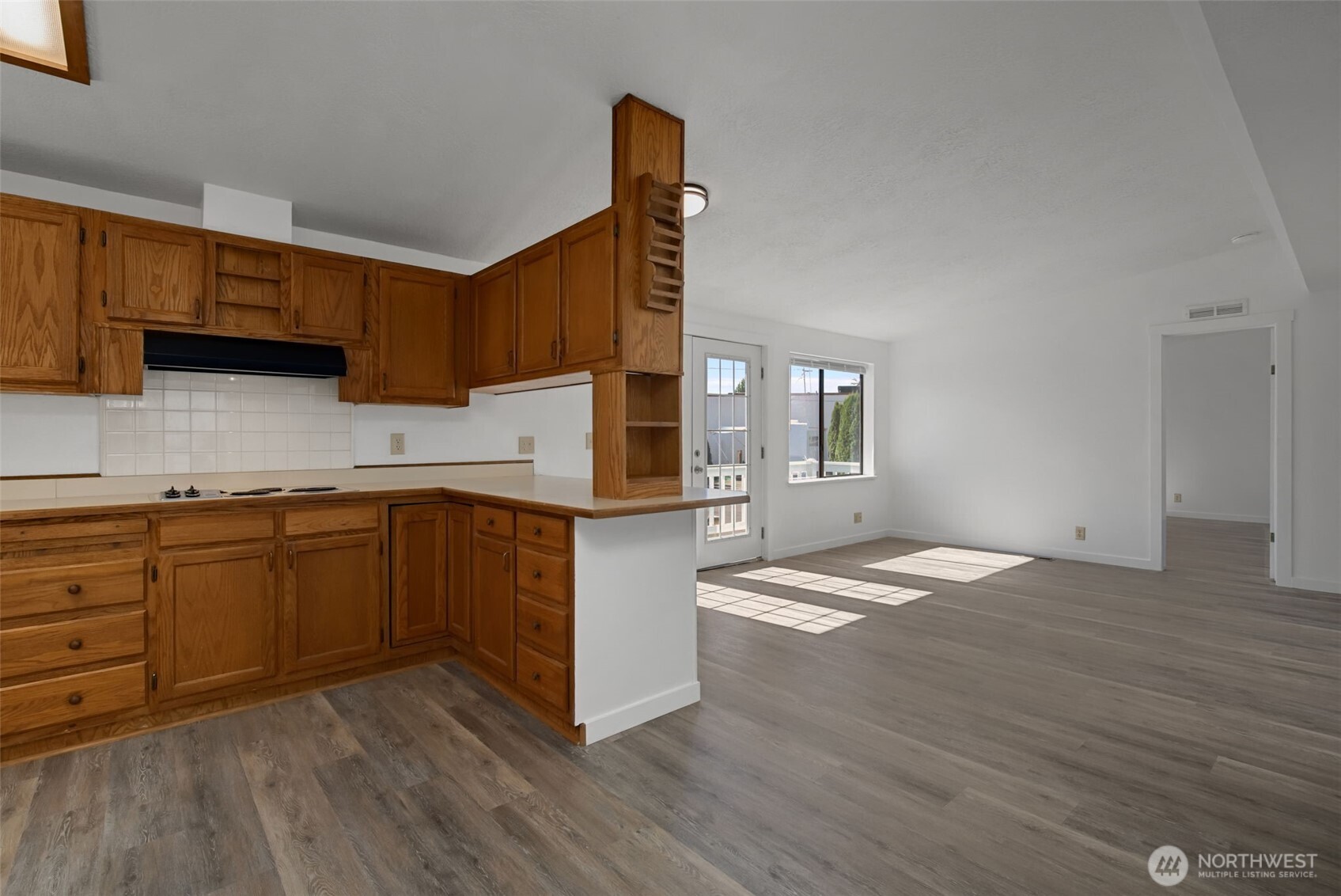 9810 State Avenue 38 Property Photo 6