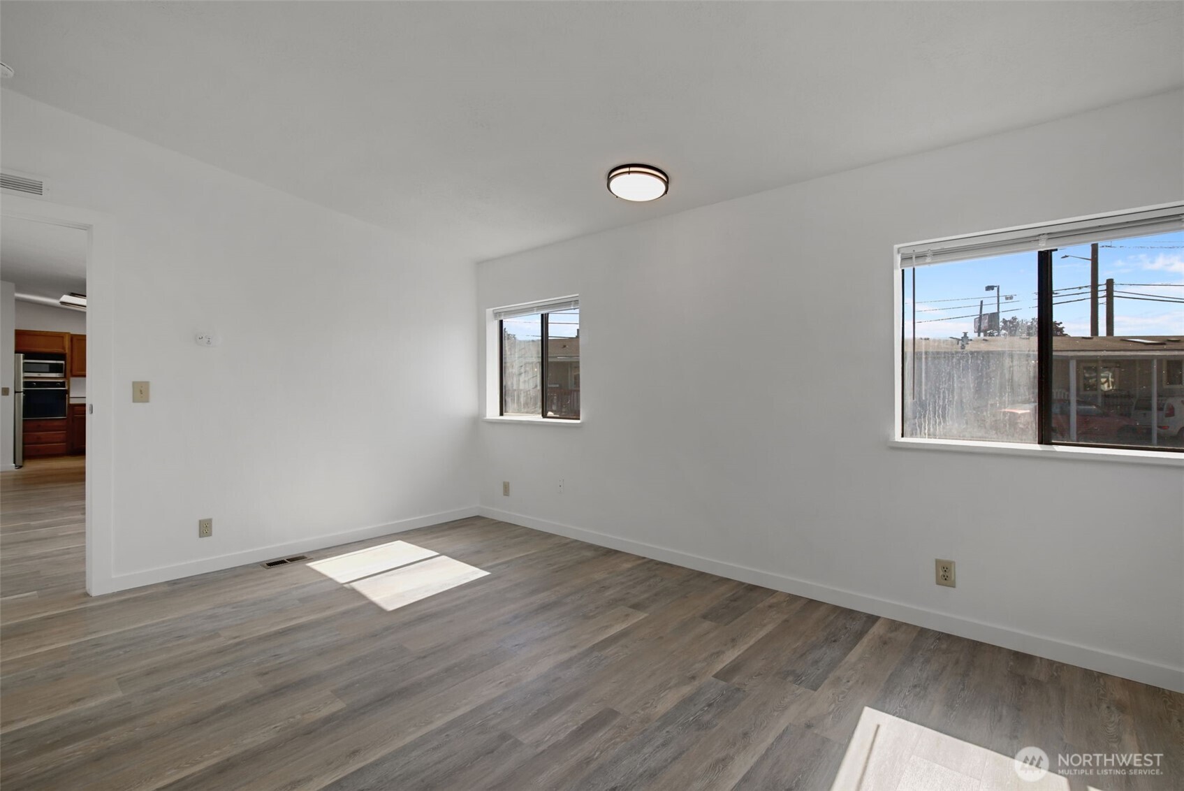 9810 State Avenue 38 Property Photo 15