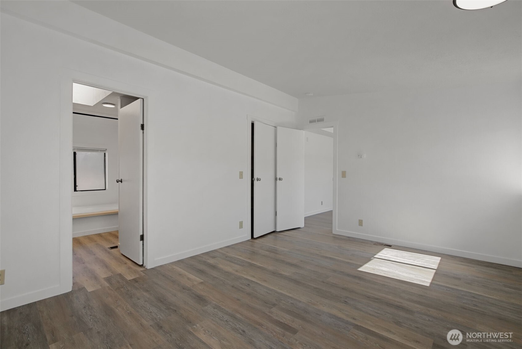 9810 State Avenue 38 Property Photo 16