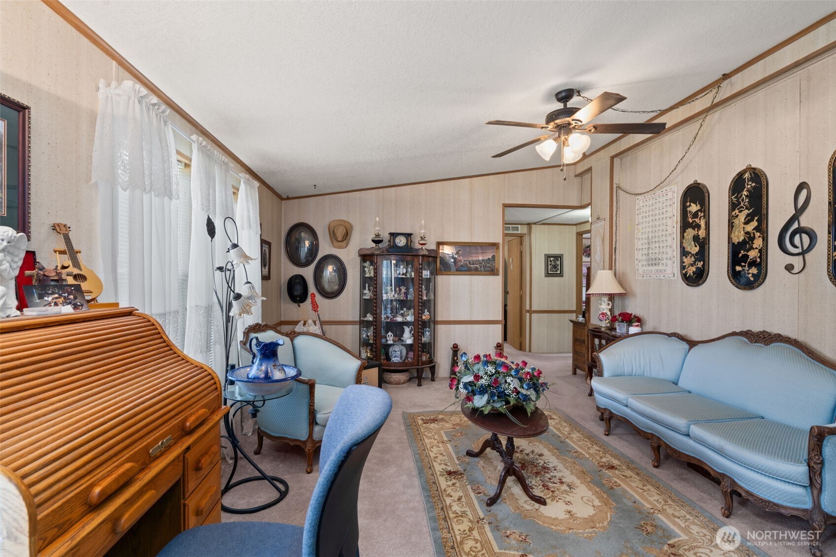 204 S Lewis Street Property Photo 7