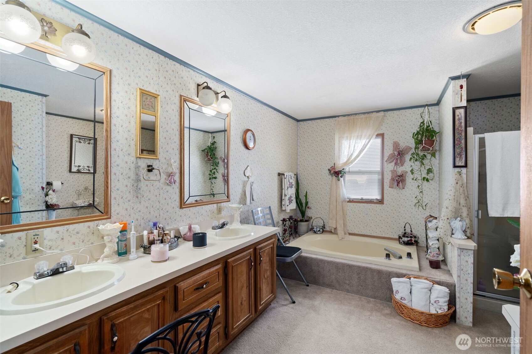 204 S Lewis Street Property Photo 14