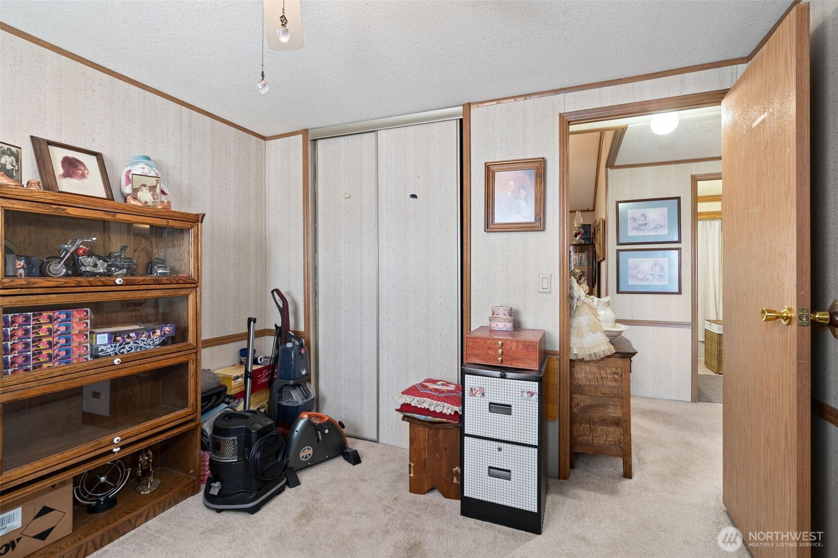 204 S Lewis Street Property Photo 19
