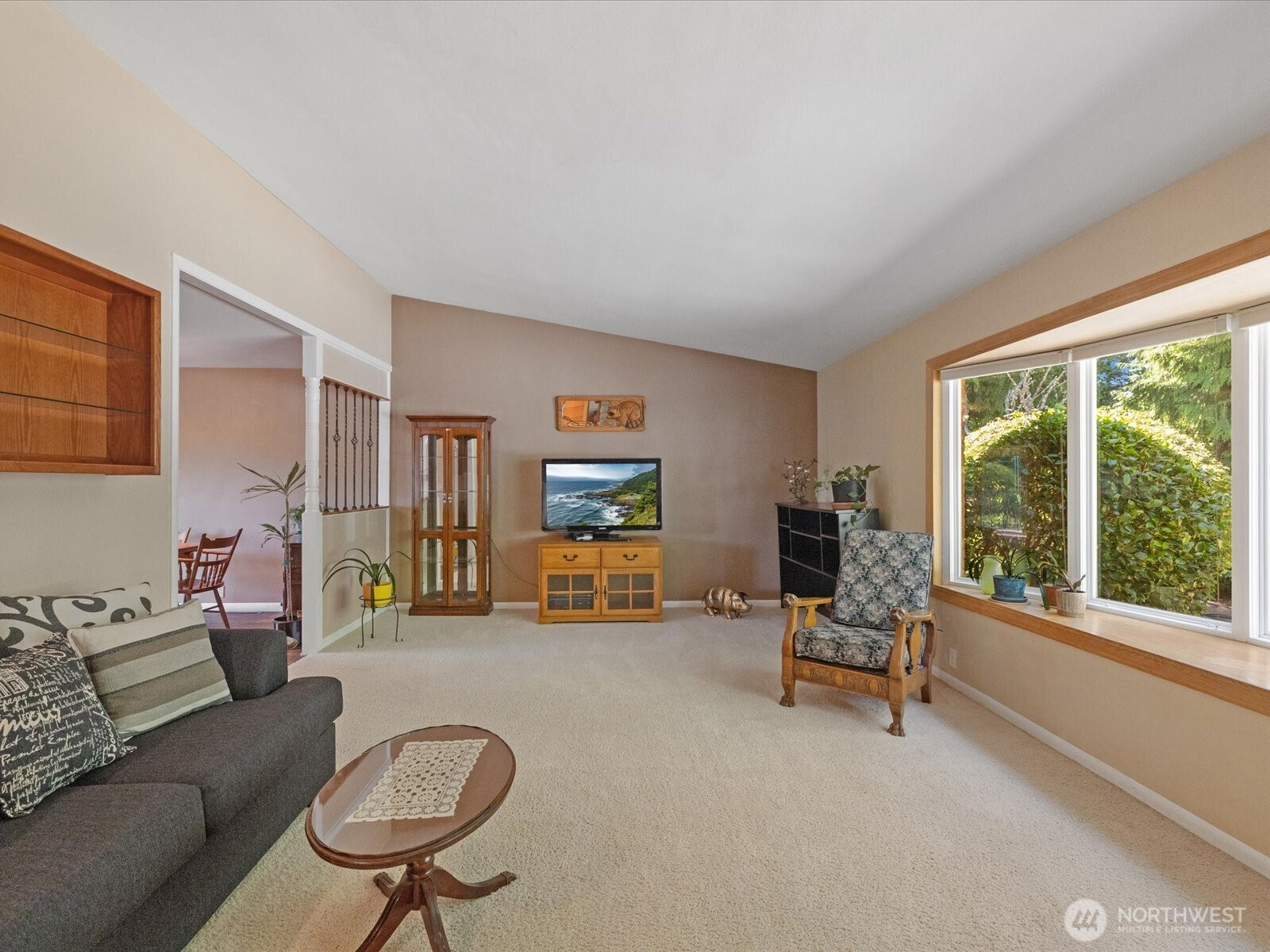 9330 Arlington Heights Rd Property Photo 4