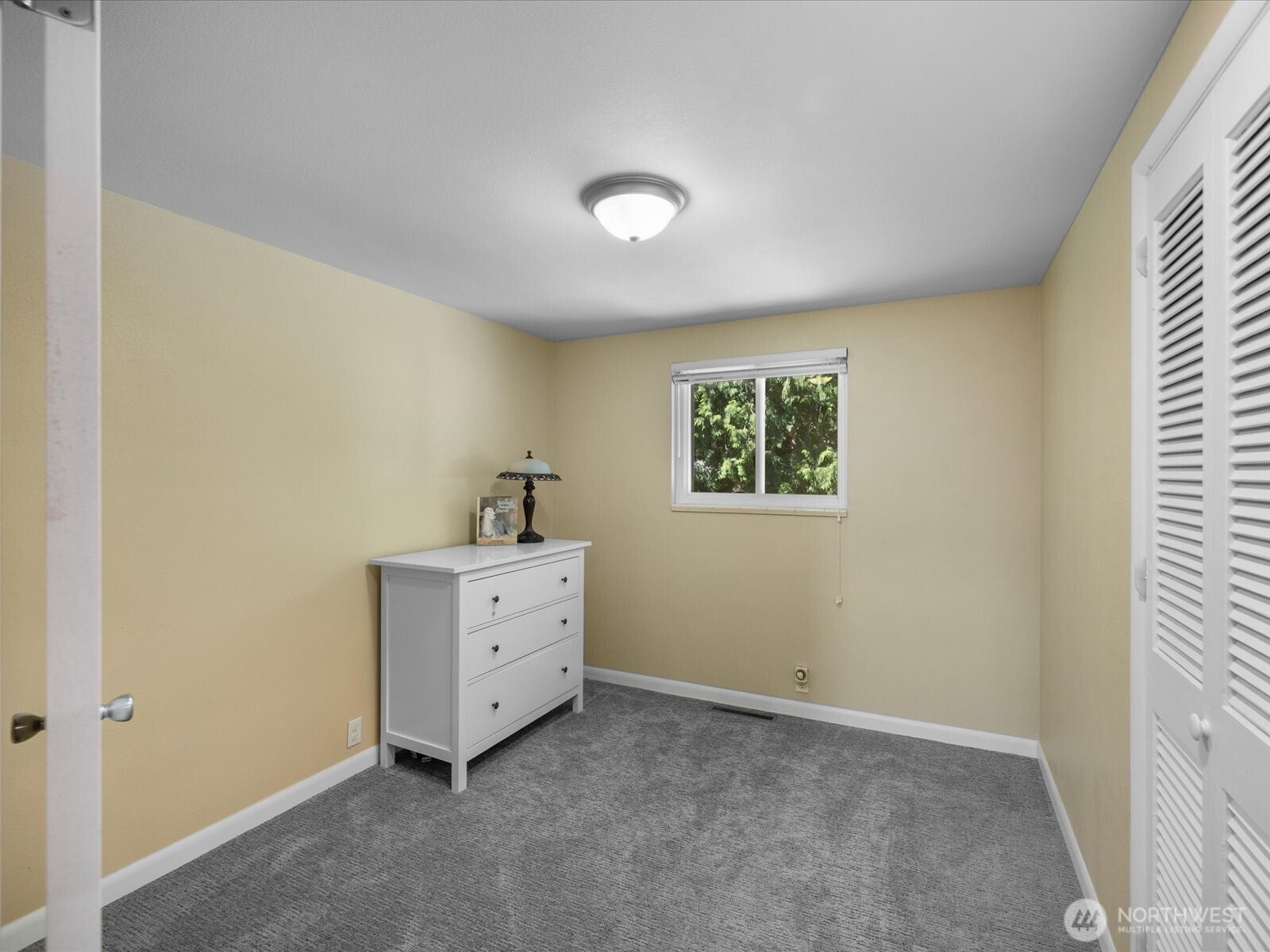 9330 Arlington Heights Rd Property Photo 12