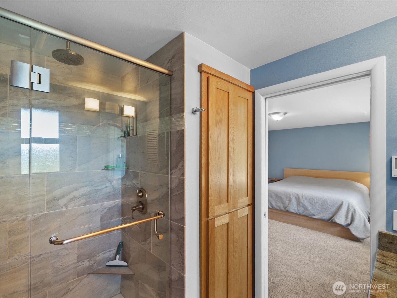 9330 Arlington Heights Rd Property Photo 16