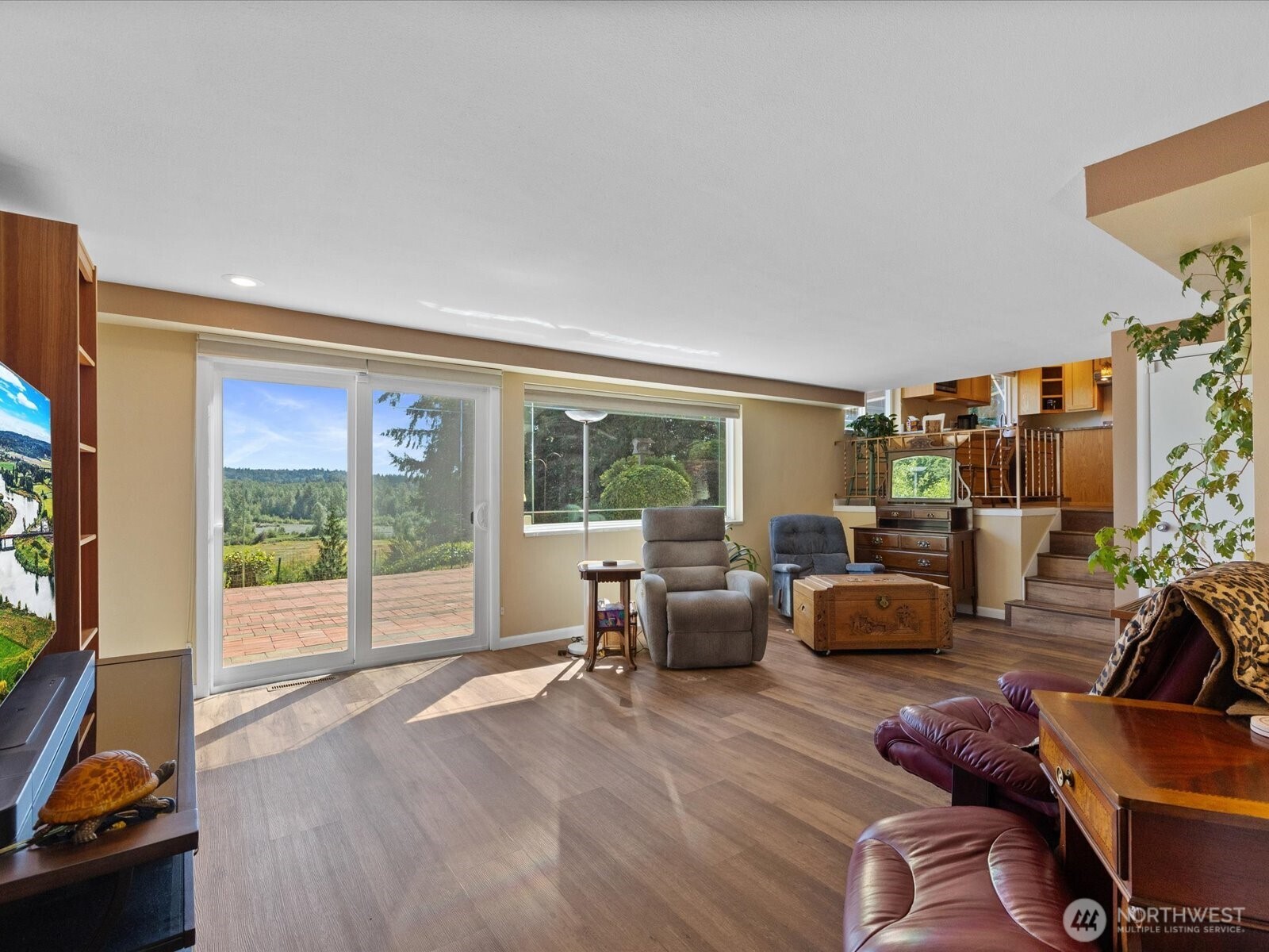 9330 Arlington Heights Rd Property Photo 17