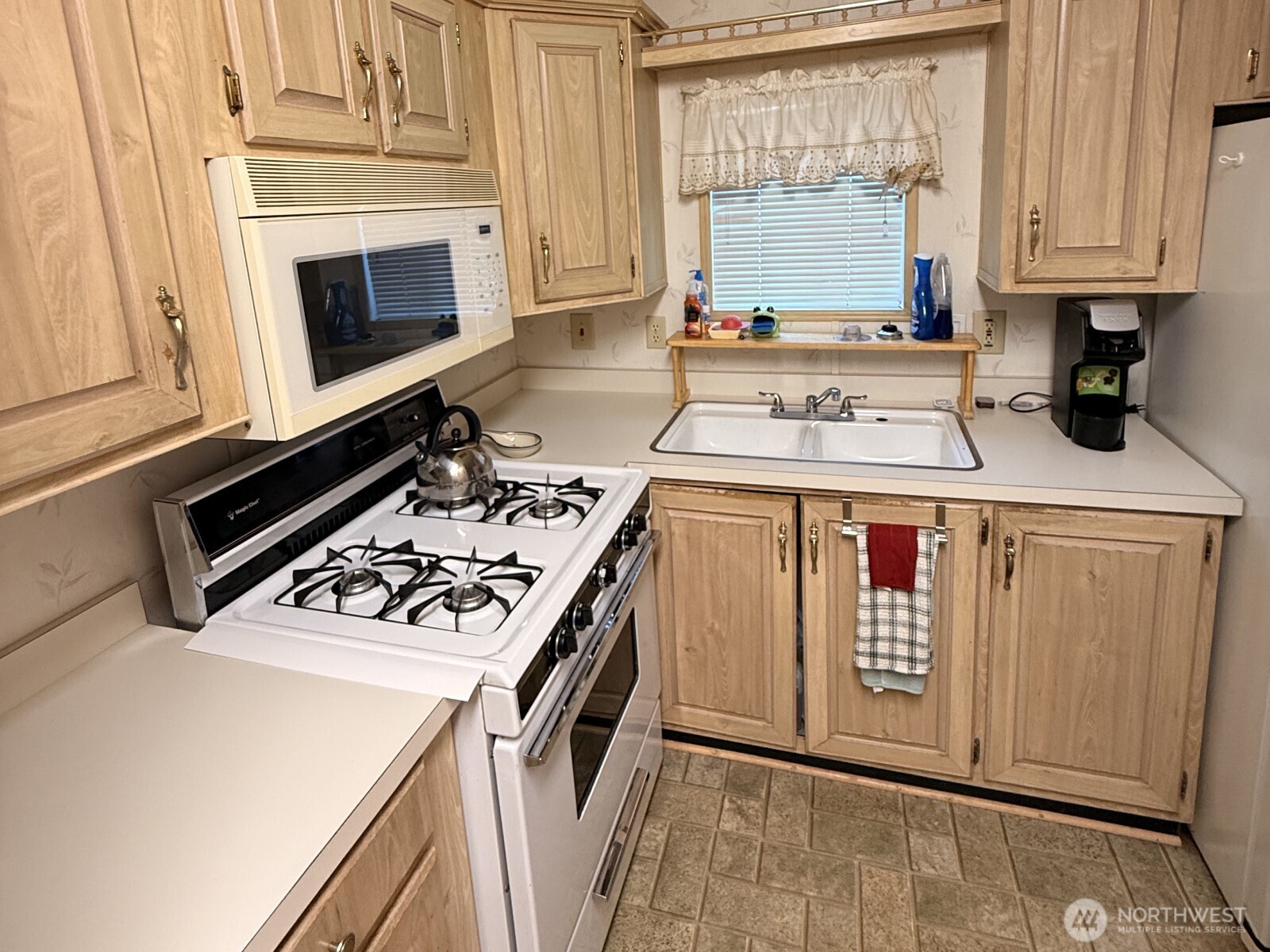 5001 Bay Road F87 Property Photo 15