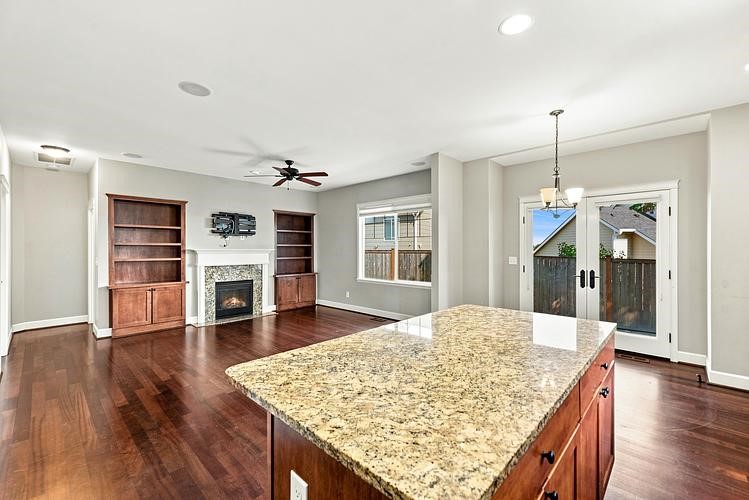 5264 S 285th Street Property Photo 6