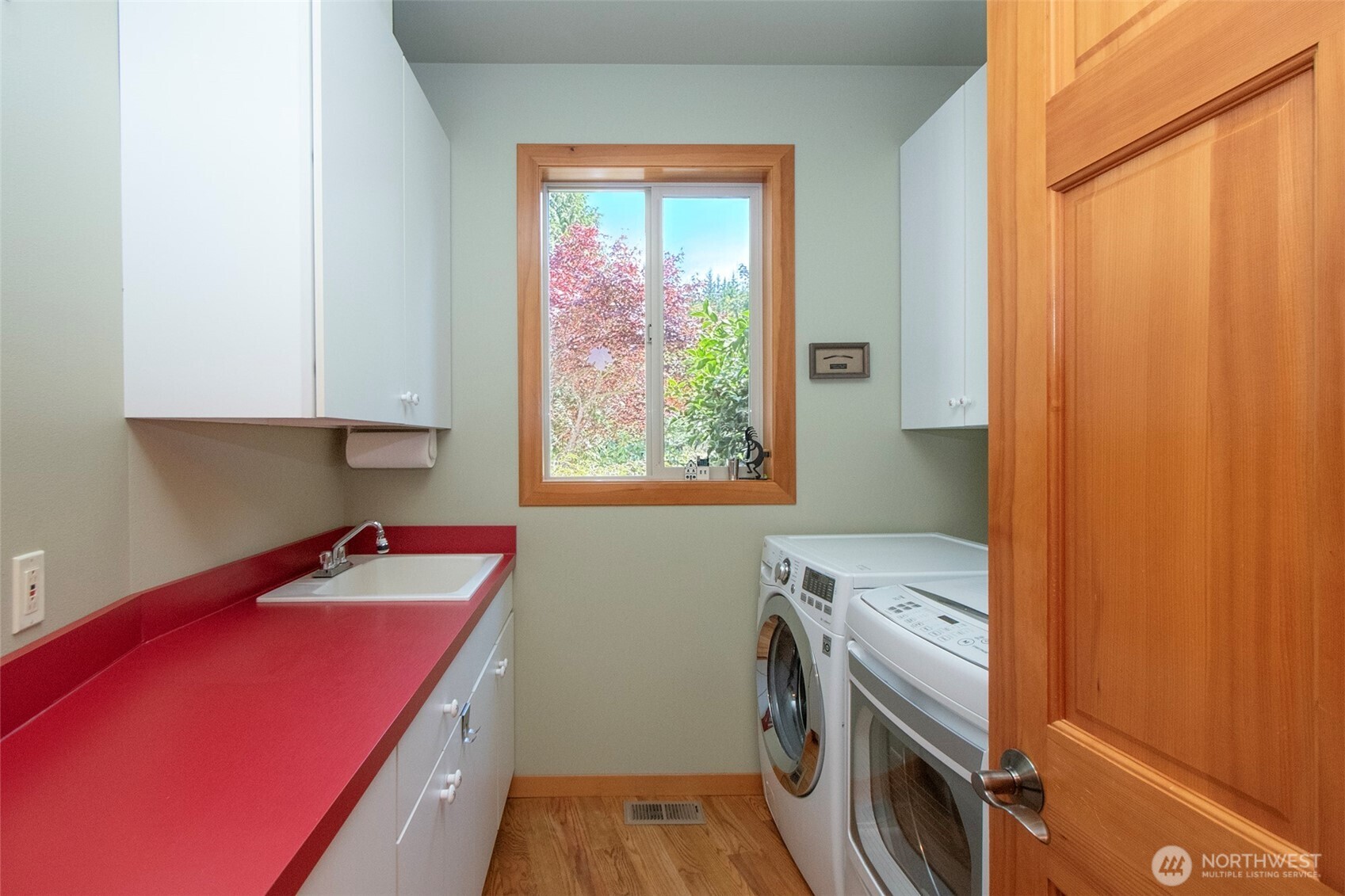 1668 Freshwater Bay Road Property Photo 12