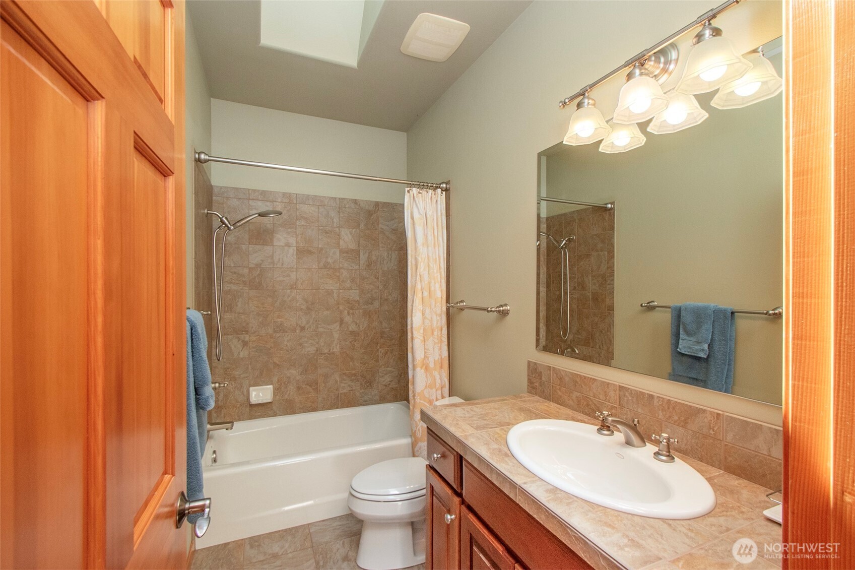 1668 Freshwater Bay Road Property Photo 16