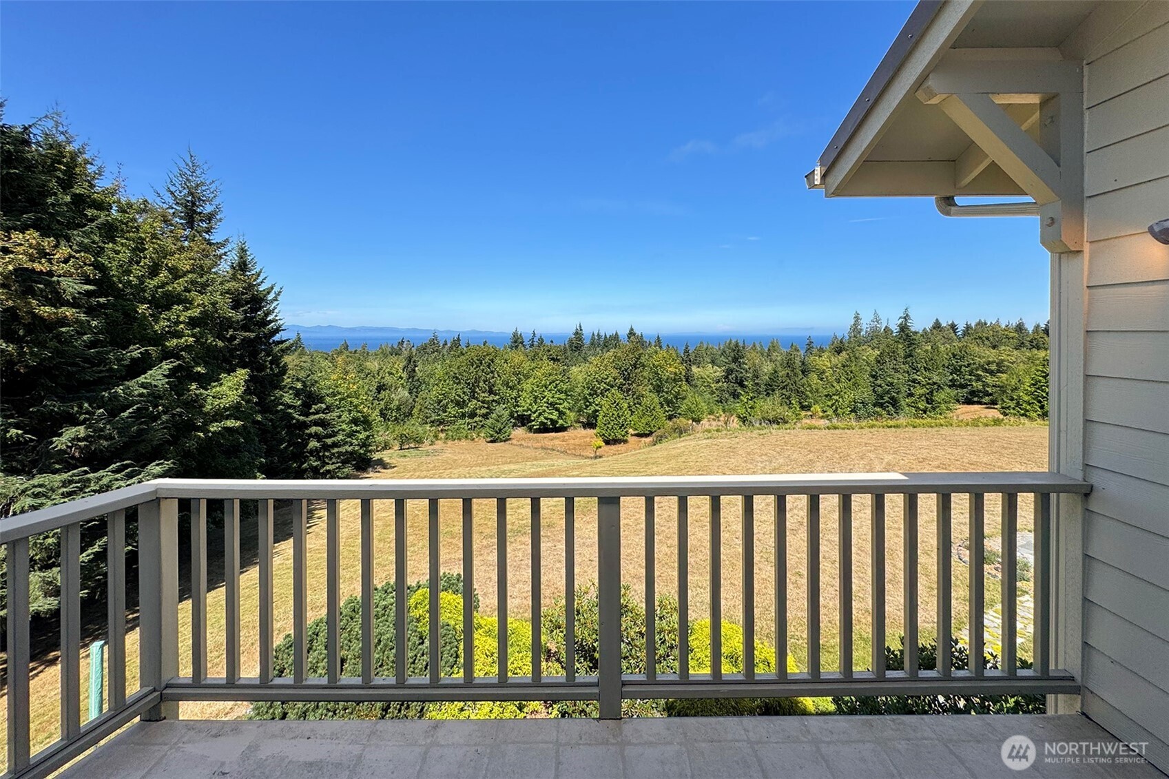 1668 Freshwater Bay Road Property Photo 25