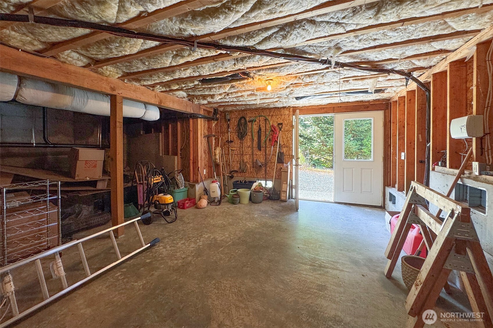 1668 Freshwater Bay Road Property Photo 34