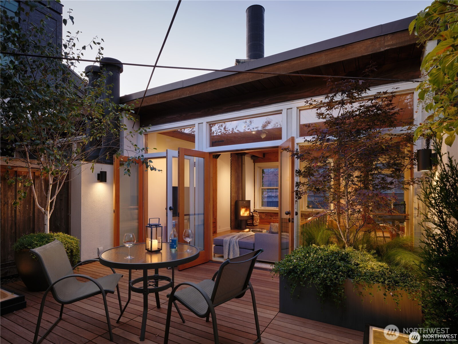 611 Post Avenue 7 Property Photo 5