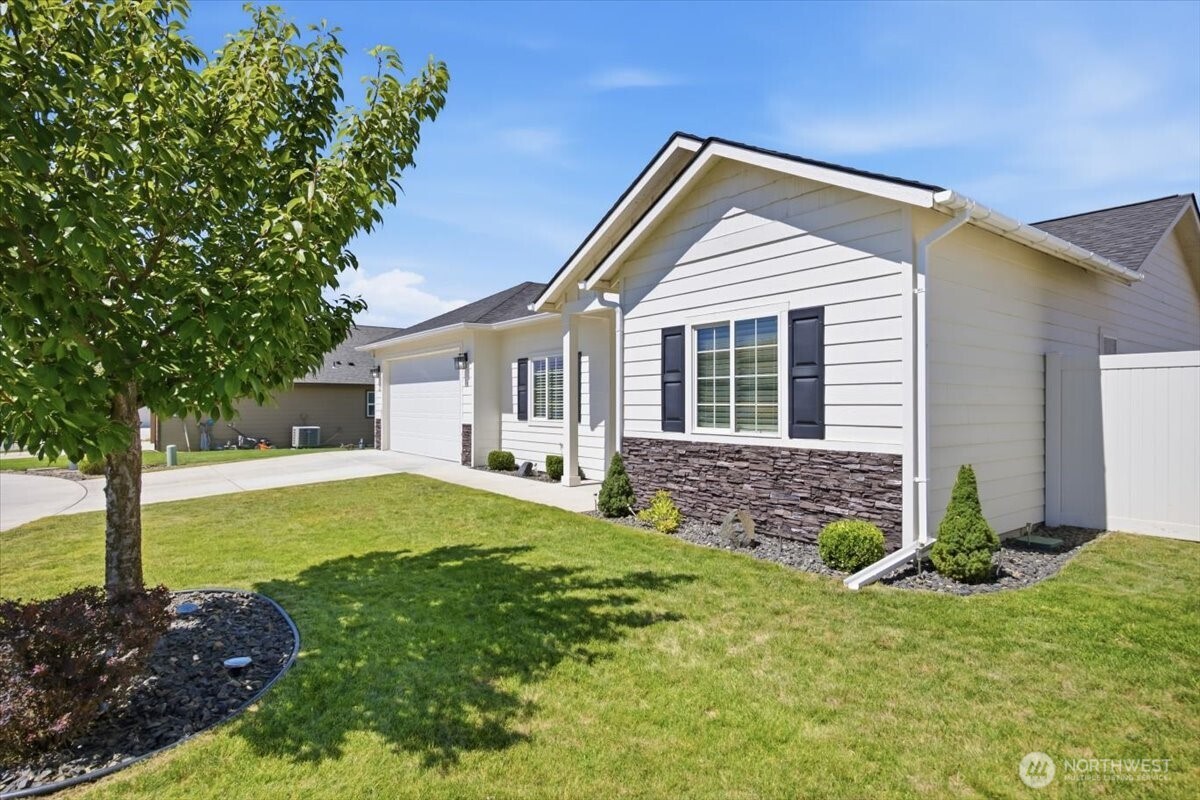 86 Ellie Ann Court Property Photo 2